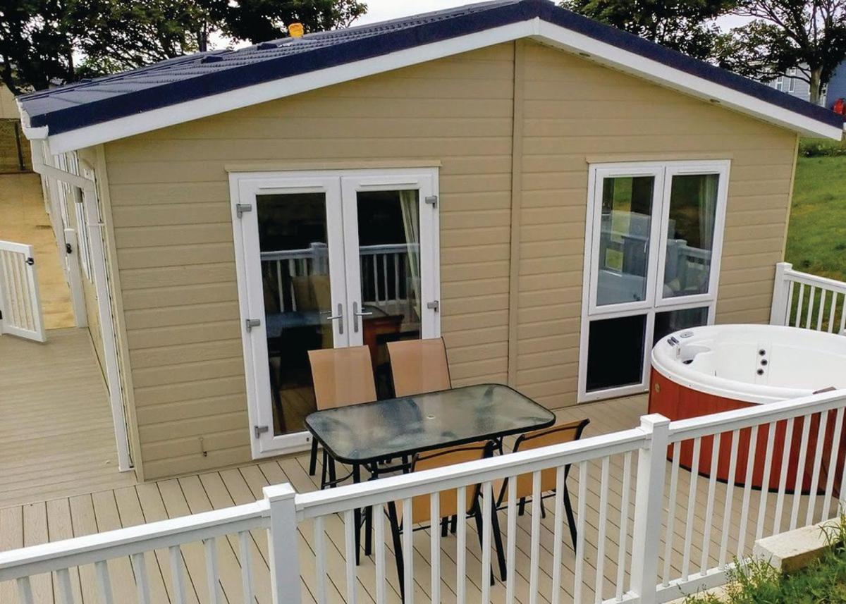 Mundesley Holiday Village Экстерьер фото